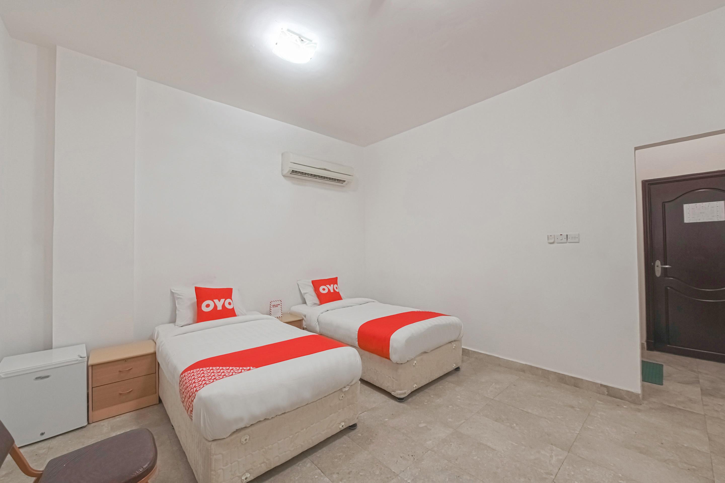 Majestic Hotel Wadi Kabir Luaran gambar