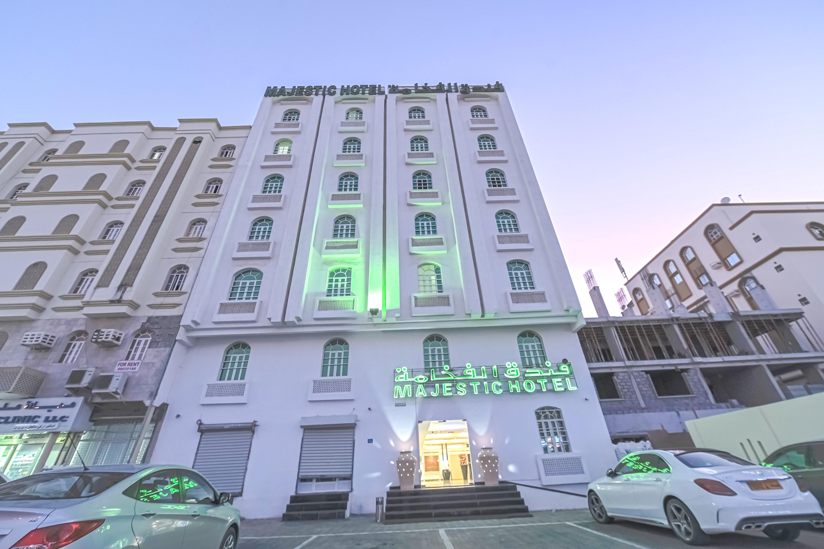 Majestic Hotel Wadi Kabir Luaran gambar