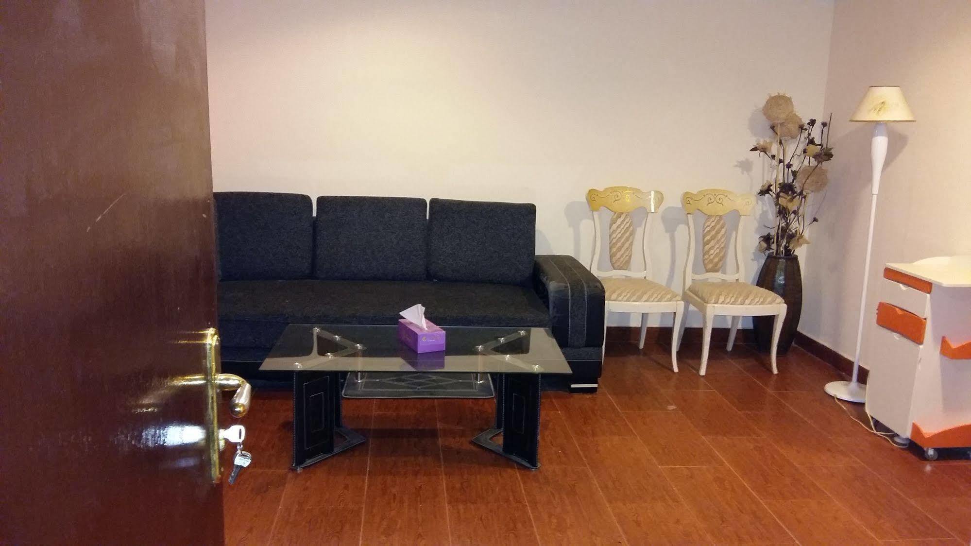 Majestic Hotel Wadi Kabir Luaran gambar